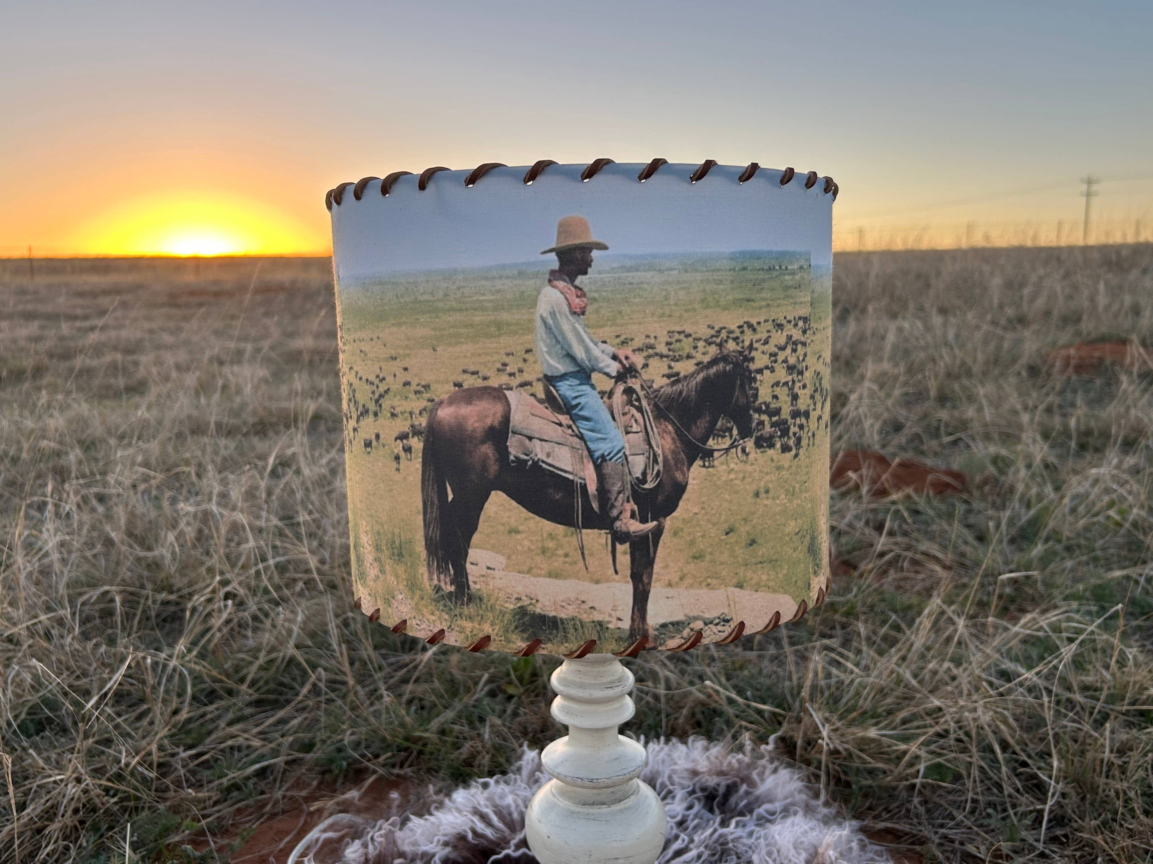 Lampshade The Plainsman in Color: 14 inch